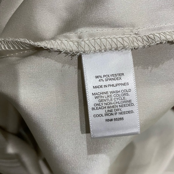 Express Blouse - Picture 3 of 3